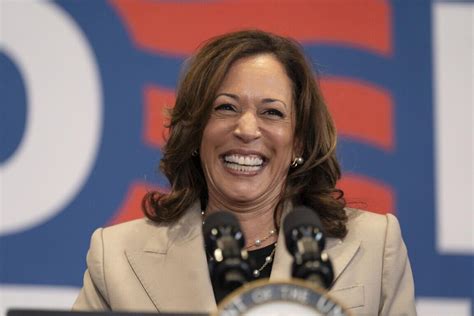 kamala harris jewelry